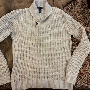 GAP Men's Cream Turtleneck Sweater